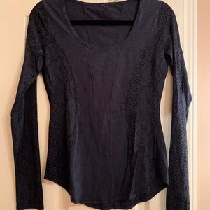 Lulu lemon workout top